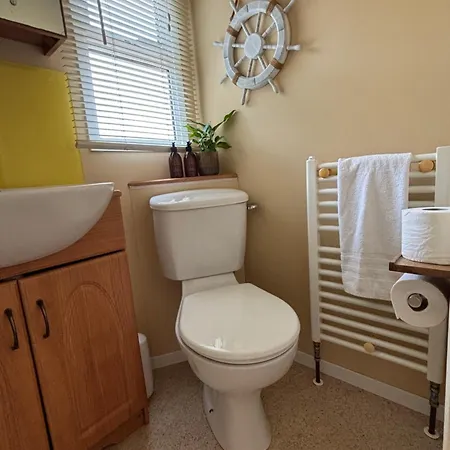 Campsite Cosy Two Bedroom Lodge On Seven Bays Holiday Park Near Padstow Saint Merryn