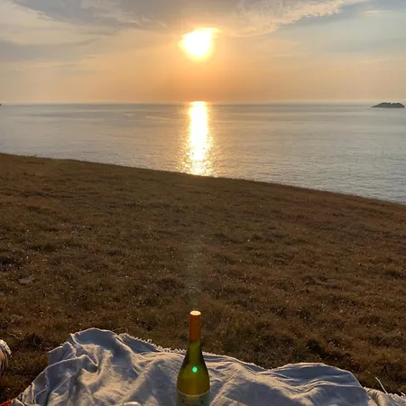 Campsite Cosy Two Bedroom Lodge On Seven Bays Holiday Park Near Padstow Saint Merryn